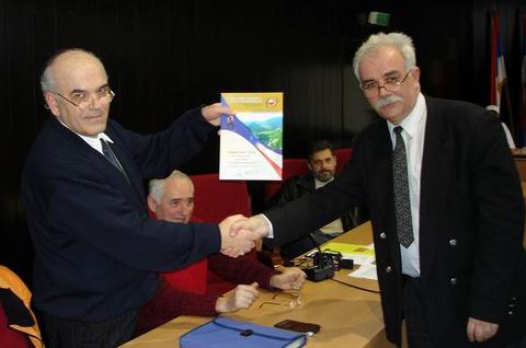 Aca-yu1aa i Acim-yu1yv sa yt1nd i yu1ua